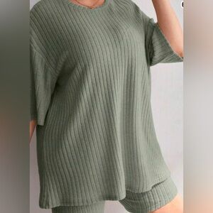 Women's Ribbed Green Top
